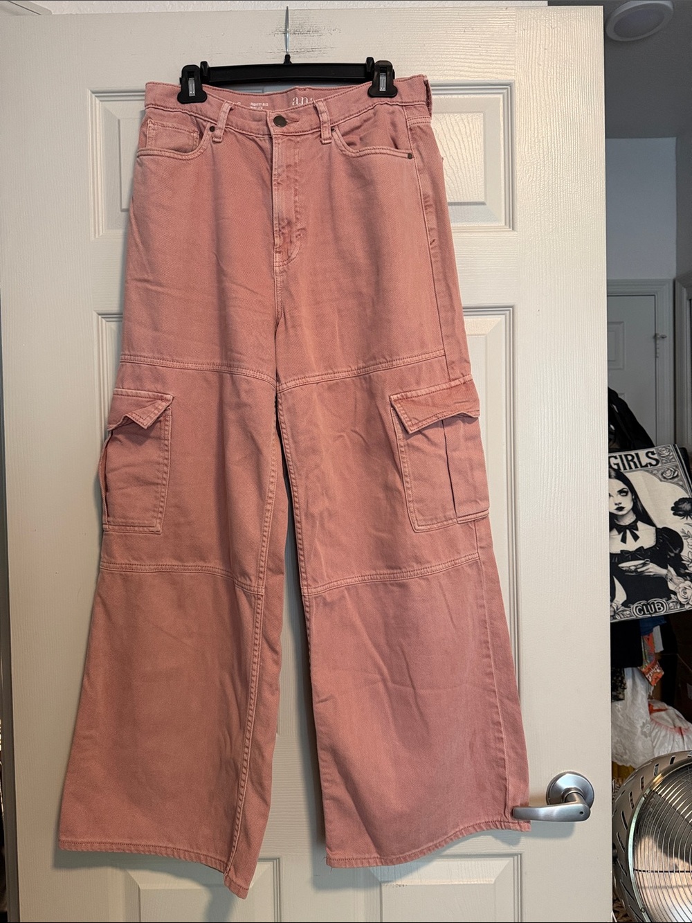 Pink Wide-Leg Cargo Pants